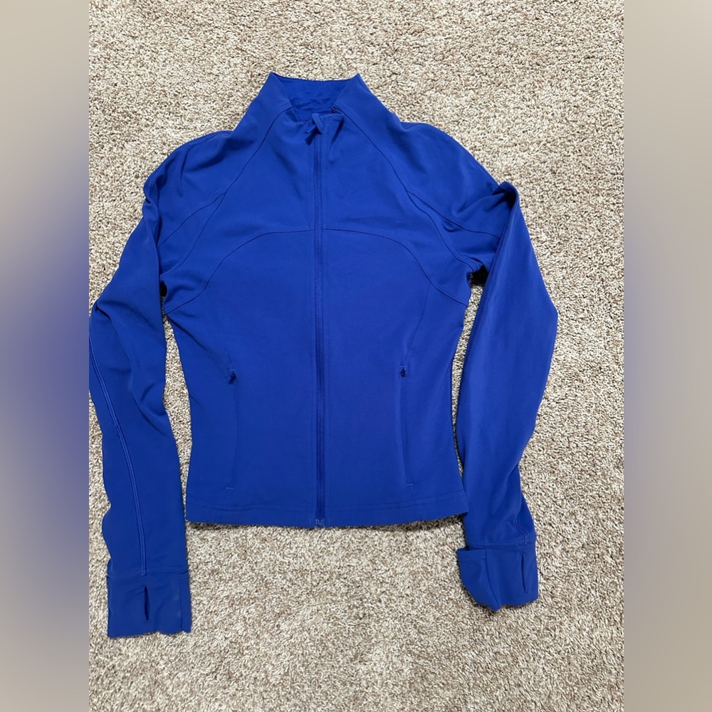 Blue lululemon cropped define jacket size 6!!